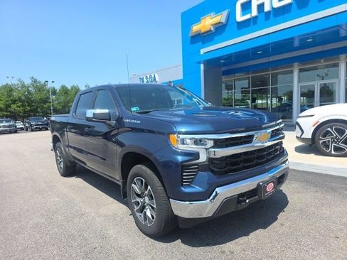 Used 2023 Chevrolet Silverado 1500 LT AWD/4WD image 1
