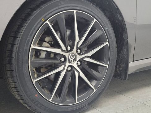 Used 2023 Toyota Camry SE FWD image 31