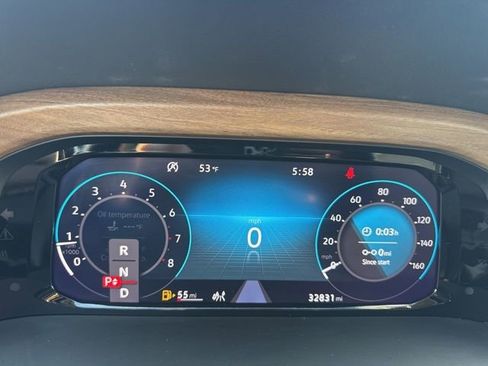 Used 2024 Volkswagen Atlas SE image 9