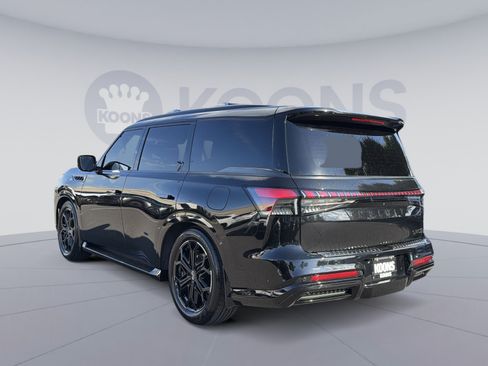 Used 2026 INFINITI QX80 4WD w/ Sport Exterior Package image 4