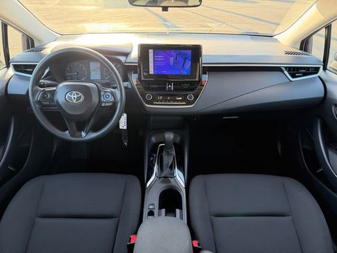 Used 2024 Toyota Corolla LE FWD image 16