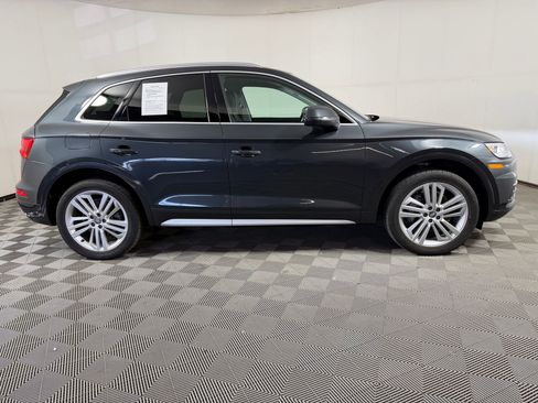Used 2018 Audi Q5 2.0T Premium Plus w/ Premium Plus Package AWD/4WD image 8