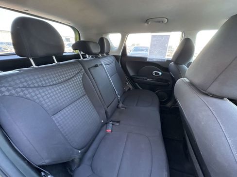 Used 2015 Kia Soul ! image 24