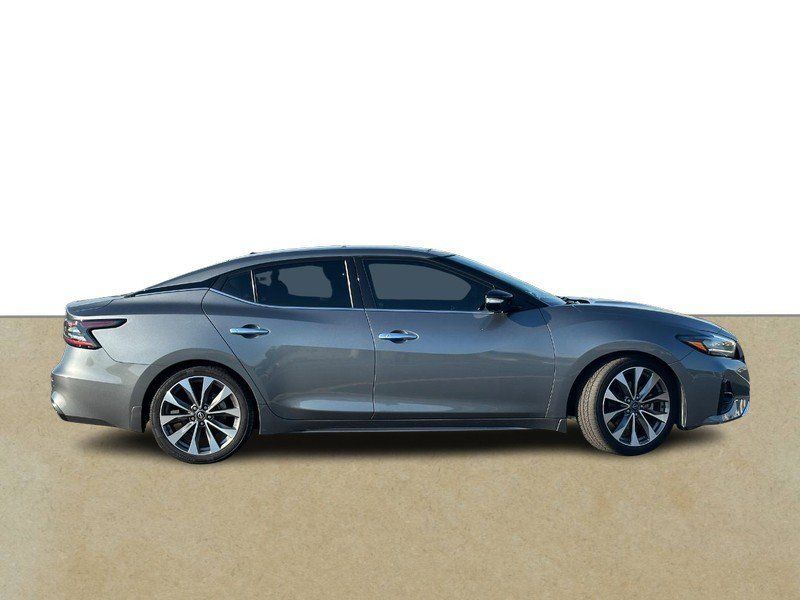 Used 2023 Nissan Maxima Platinum w/ Sport Mat Group FWD image 2