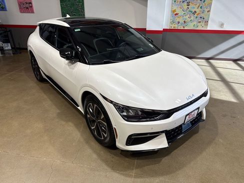 Used 2022 Kia EV6 GT-Line w/ GT-Line Suede Seat Package image 5