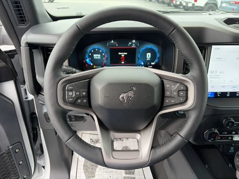 New 2025 Ford Bronco Badlands w/ Sasquatch Package image 11
