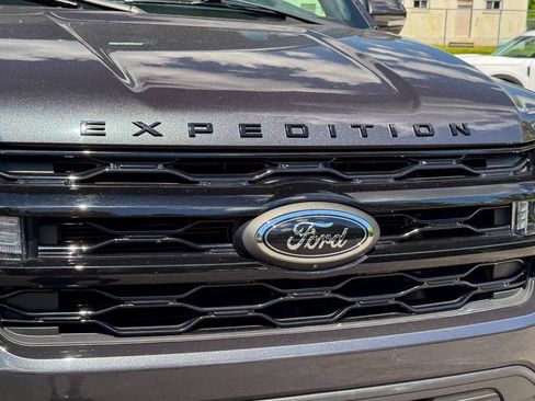 Certified 2023 Ford Expedition Limited AWD/4WD image 9