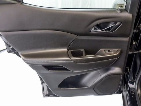 Certified 2021 GMC Acadia SLT w/ Elevation Edition image 31