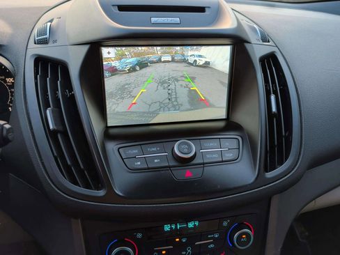 Used 2018 Ford Escape SE w/ SE Sync 3 Package image 26