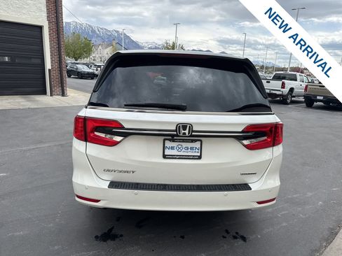 Used 2023 Honda Odyssey Touring image 6