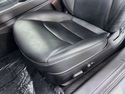 Used 2018 Tesla Model 3 Long Range RWD image 17