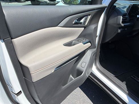 New 2026 Chevrolet Traverse LT FWD image 11
