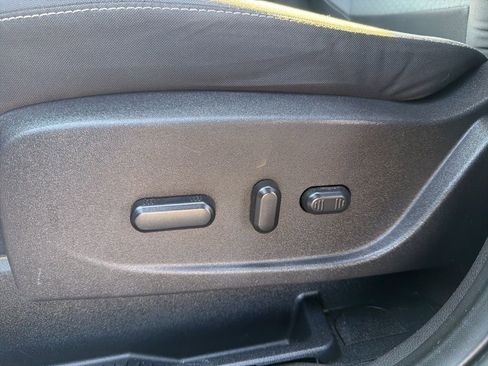 Used 2017 Ford Escape SE image 14