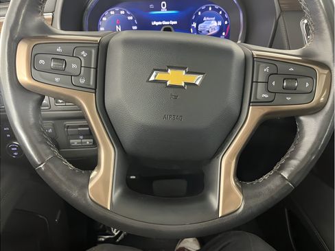 Used 2023 Chevrolet Suburban High Country w/ Advanced Technology Package AWD/4WD image 22