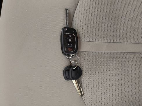 Used 2019 Hyundai Sonata SE image 32