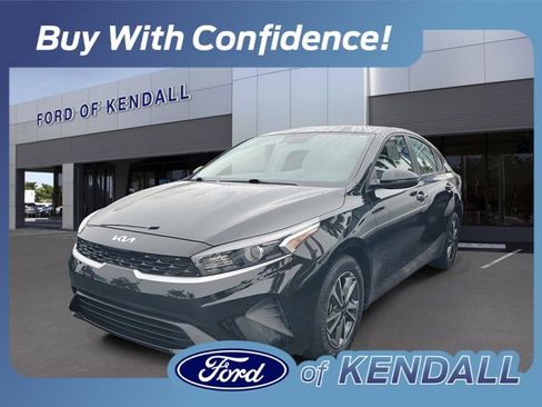 Used 2023 Kia Forte LXS w/ LXS Technology Package image 1