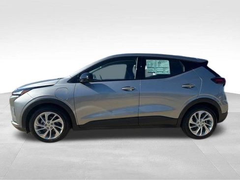 New 2027 Chevrolet Bolt LT w/ Comfort Package FWD image 40