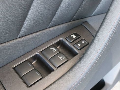 Used 2017 INFINITI QX70 AWD w/ Premium Package image 27