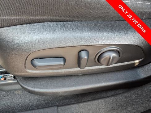 Used 2024 Chevrolet Blazer LT FWD image 15