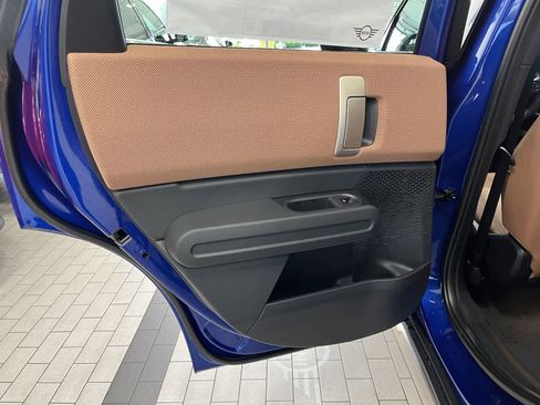 Used 2025 MINI Cooper Countryman S w/ Comfort Package Max image 32