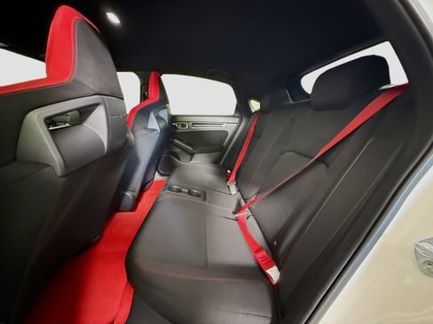 Used 2023 Honda Civic Type R image 25