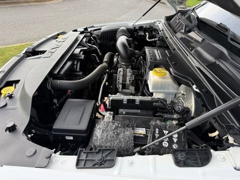 Used 2020 RAM 1500 Big Horn AWD/4WD image 31