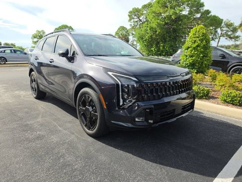 Certified 2026 Kia Sportage X-Line w/ X-Line Technology Package AWD/4WD image 1