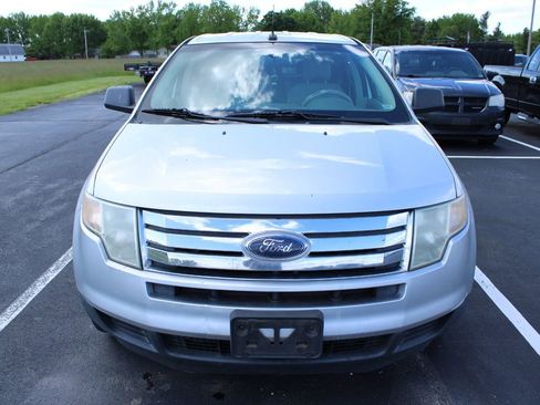 Used 2010 Ford Edge SE FWD image 2