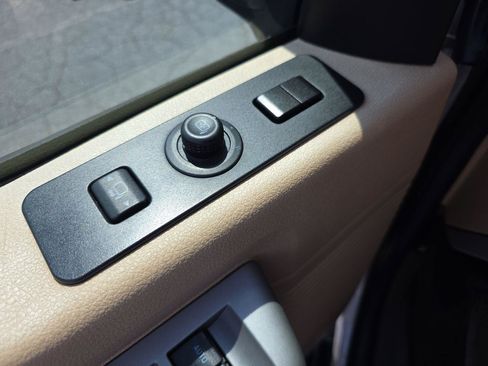 Used 2013 Ford F350 Lariat w/ Lariat Interior Pkg AWD/4WD image 32