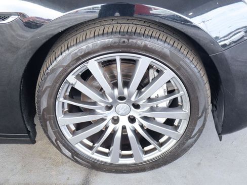 Used 2018 Maserati Ghibli RWD image 40