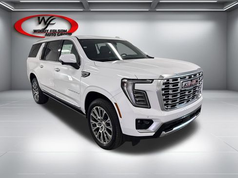 New 2026 GMC Yukon XL Denali w/ Sun & Power Step Package RWD image 3