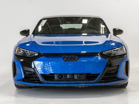 Used 2023 Audi RS e-tron GT w/ Carbon Performance Package AWD/4WD image 4