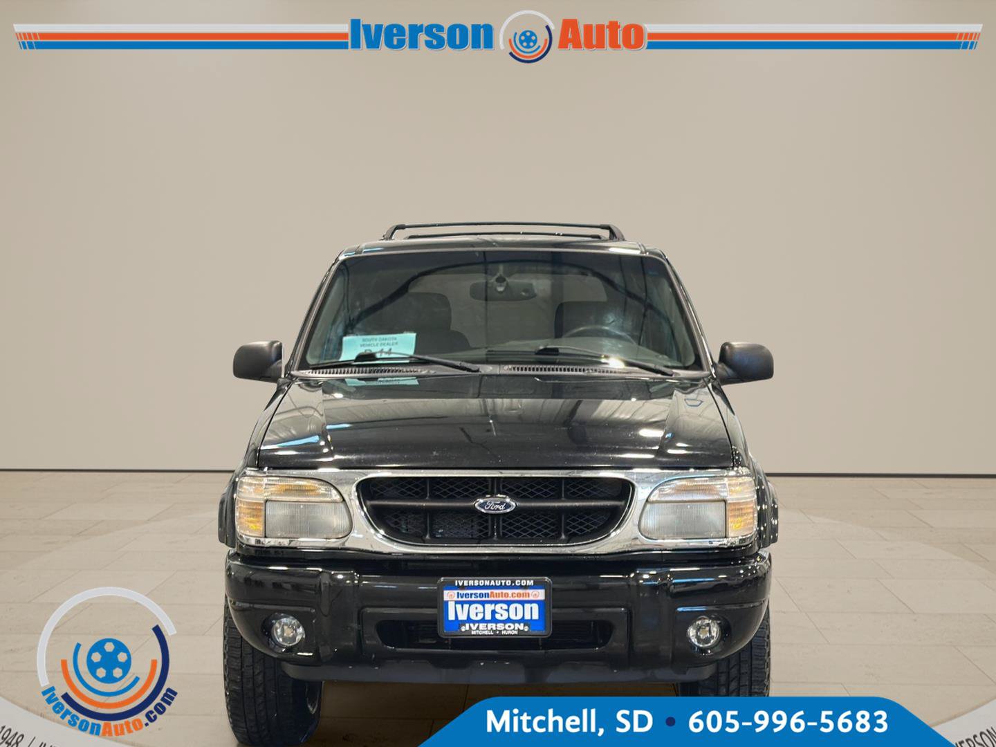 Used 2000 Ford Explorer Limited AWD/4WD image 2