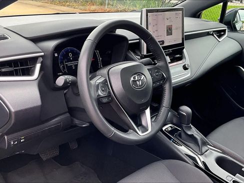 Used 2025 Toyota Corolla SE FWD image 17