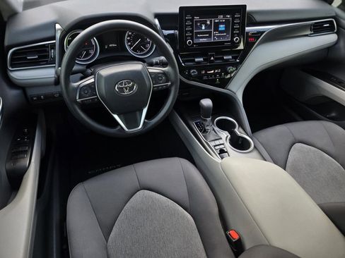 Used 2023 Toyota Camry LE image 14