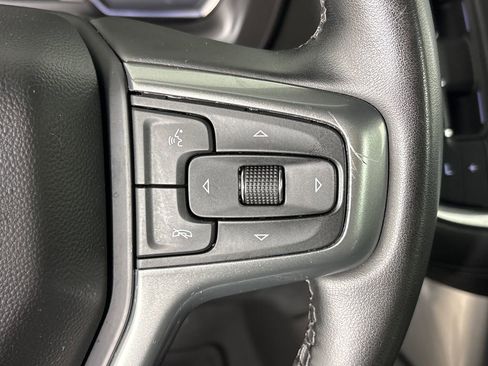 Used 2023 Chevrolet Suburban LS image 23