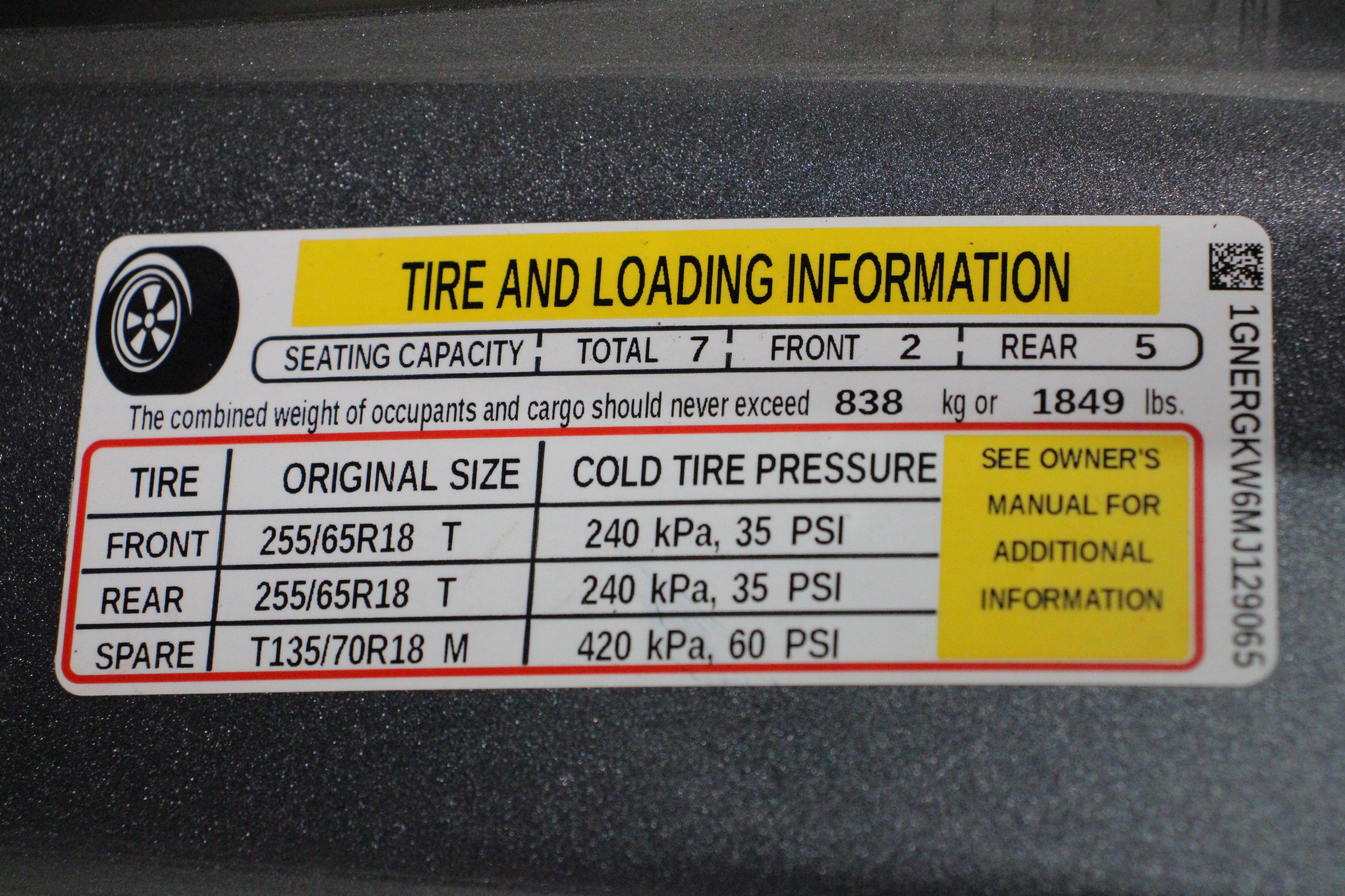 Used 2021 Chevrolet Traverse LT FWD image 43
