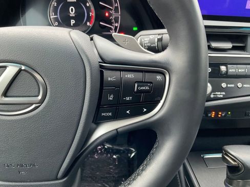 Used 2024 Lexus ES 250 250 image 15