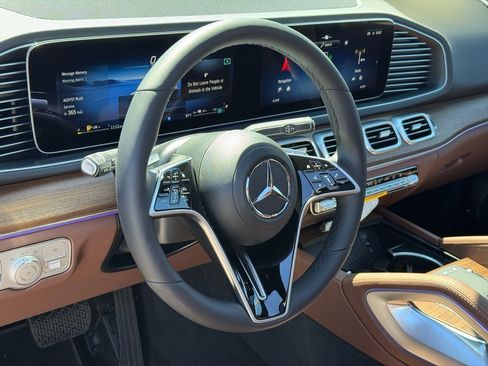 New 2026 Mercedes-Benz GLE 450e 4MATIC image 23