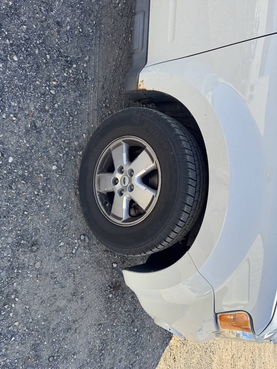 Used 2009 Ford Escape XLT FWD image 12