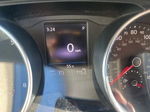 Used 2018 Volkswagen Tiguan SE image 22