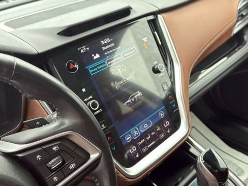 Used 2021 Subaru Outback Touring image 21