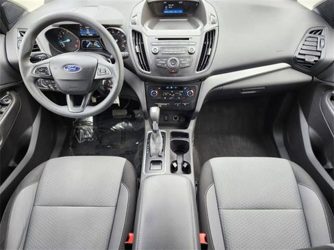 Certified 2017 Ford Escape SE w/ SE Cold Weather Package image 12