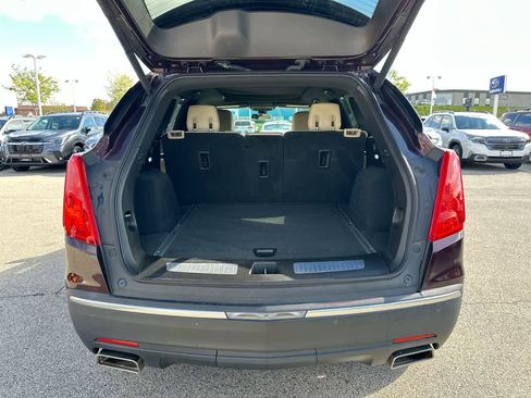 Used 2017 Cadillac XT5 Luxury w/ Driver Awareness Package image 37