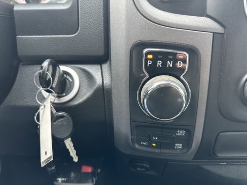 Used 2014 RAM 1500 Express image 37