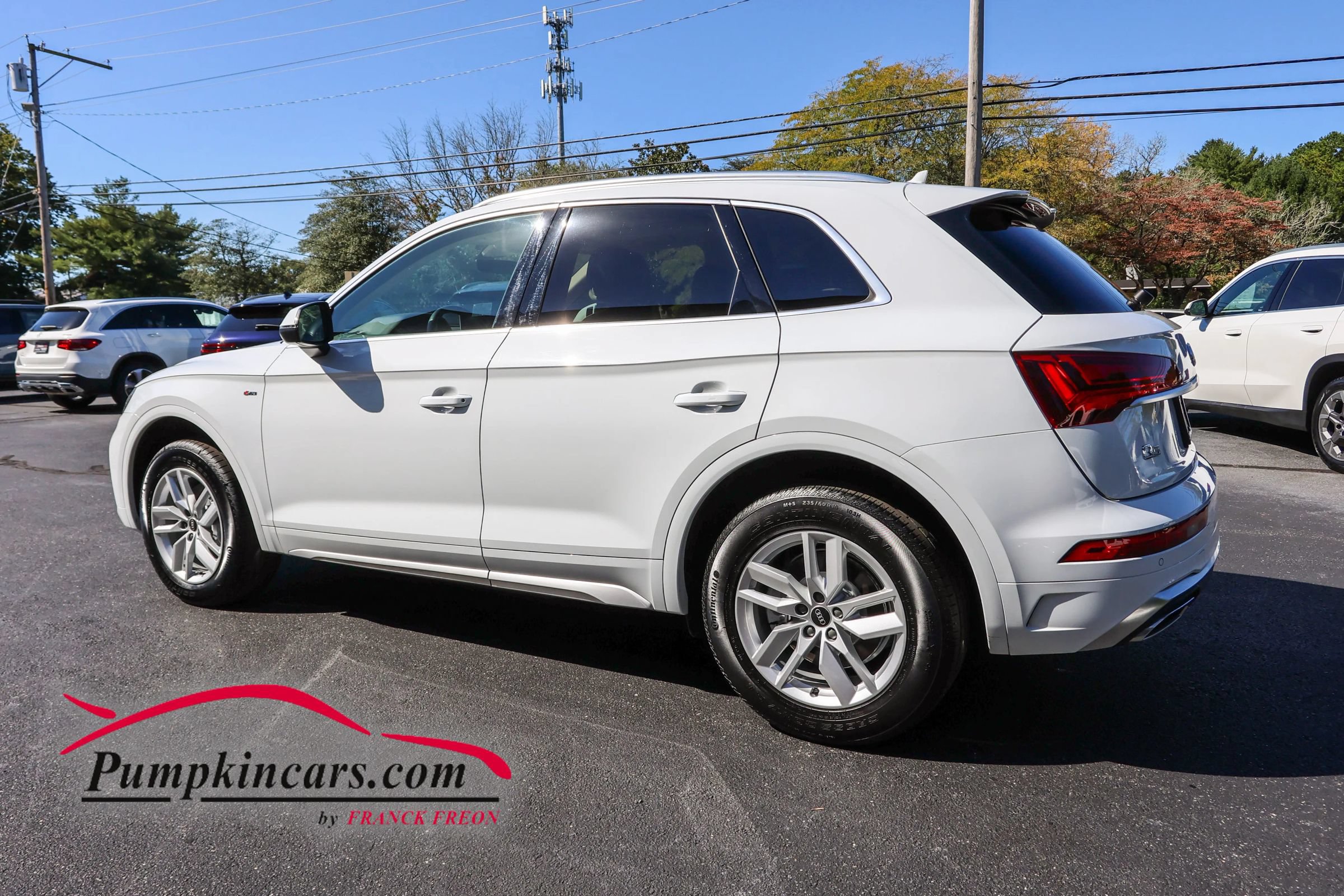 Used 2023 Audi Q5 2.0T Premium w/ Convenience Package AWD/4WD image 3