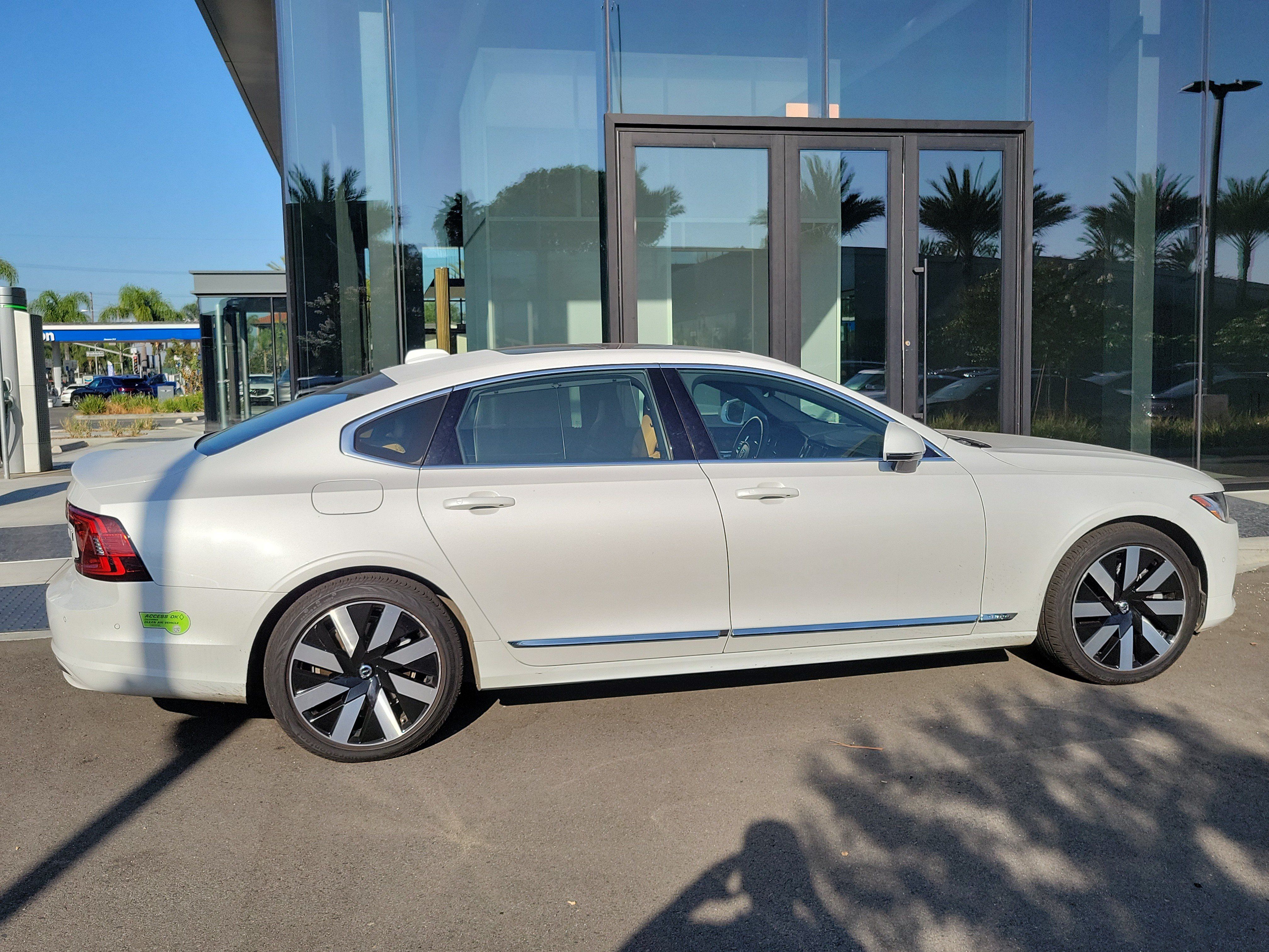 Used 2023 Volvo S90 T8 Ultimate AWD/4WD image 5