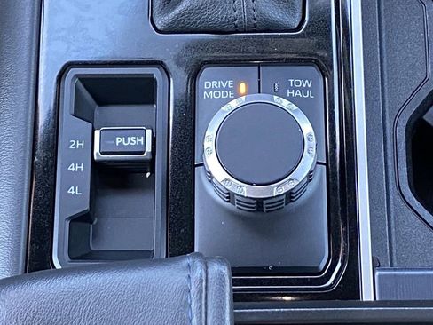 Used 2023 Toyota Tundra Platinum image 31