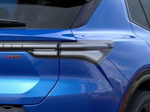 New 2026 Chevrolet Equinox EV RS FWD image 11