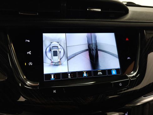 Used 2023 Cadillac XT6 Premium Luxury w/ Technology Package AWD/4WD image 31